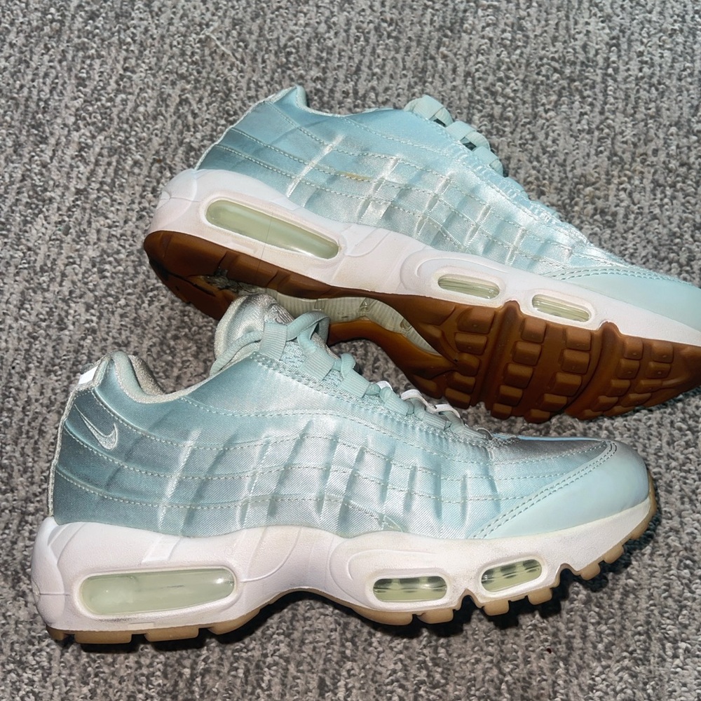 Air max 95 Satin 2017 size 8.5